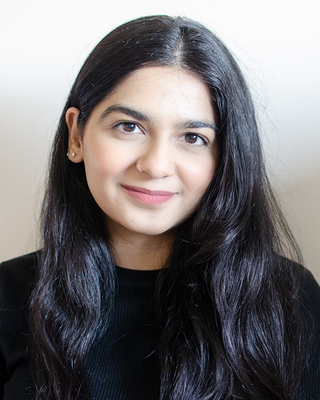 Photo of Freha Mian, Registered Psychotherapist in Scarborough, ON