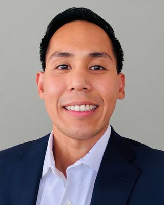 Photo of Rey Manalese, Psychiatric Nurse Practitioner, DNP, PMHNP, FNP
