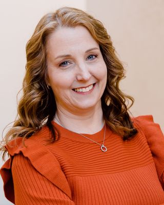 Photo of Jenny Lynn Whipple, Counselor, LPC