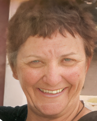 Photo of Samm Panos, Marriage & Family Therapist, LMFT