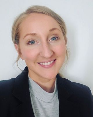 Photo of Amy Oomens-Lozano, Clinical Social Work/Therapist, LCSW, CAGCS, CGP