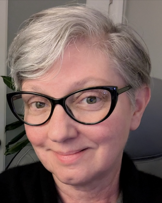 Photo of Manda Miles, Clinical Social Work/Therapist, LICSW
