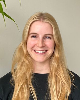 Photo of Cheyenne Ling, Counsellor, RCC, MACP, BSc