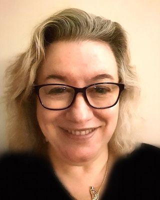 Photo of Laura Spalvieri, Psychotherapist, MSc, CMSAC