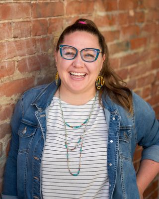 Photo of Hillary Phoenix-Beck, Marriage & Family Therapist, LMFT, ATR-BC