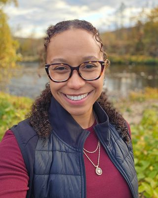 Photo of Dr. Ashley D. Miller, Clinical Social Work/Therapist, DSW, LCSW