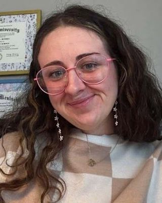 Photo of Charlotte Russell, Licensed Professional Clinical Counselor, CSW