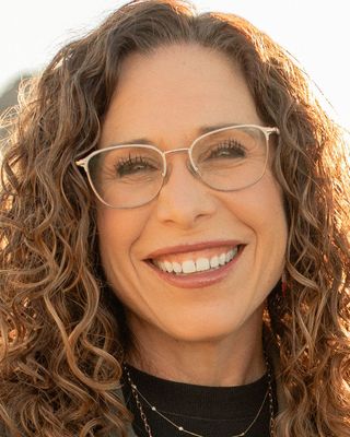 Photo of Rachel Beth Thomas - Therapy With Heart, Marriage & Family Therapist, MA, LMFT