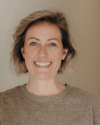 Photo of Veronica McLennan, Psychologist, PsychD, PsyBA - Clin. Psych