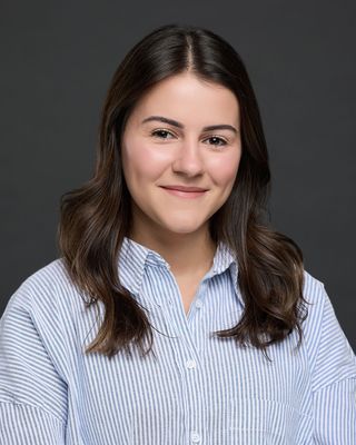 Photo of Giovanna de Almeida, Marriage & Family Therapist Associate, MS, LAMFT