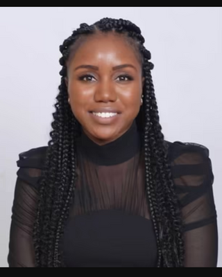 Photo of Ashanti Marshall, Licensed Professional Clinical Counselor, LPCC