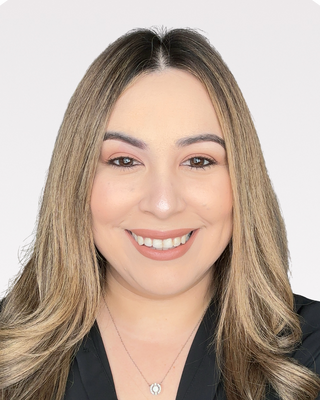 Photo of Diana Munoz, Marriage & Family Therapist, LMFT