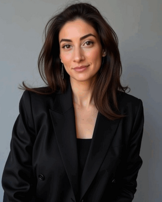Photo of Laura R Chase - Long Island Neurocare Therapy, Psychiatric Nurse Practitioner, PMHNPBC, FNP-C