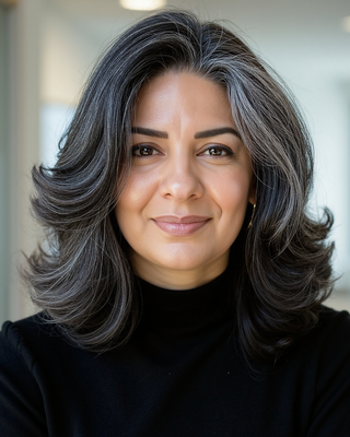 Photo of Lisa Velazquez, Licensed Master Social Worker, LMSW