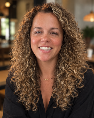 Photo of Catherine Broom, Licensed Professional Counselor, LPC, LMHC