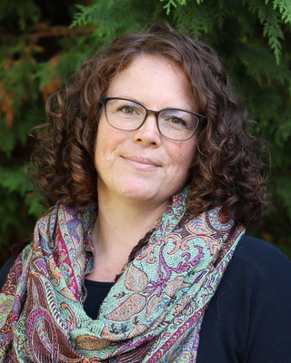 Photo of Courtney Wright | Qualicum Counselling, Clinical Social Work/Therapist in Ucluelet, BC