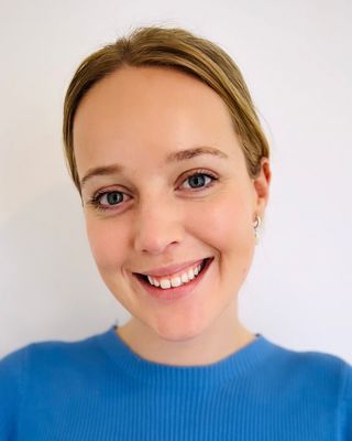 Photo of Cecelia Bayliss-Conway, Psychotherapist, MA, PNCPS Acc.