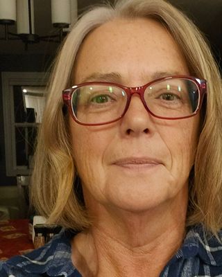 Photo of Maxine Paul, Registered Social Worker, MSW, RSW