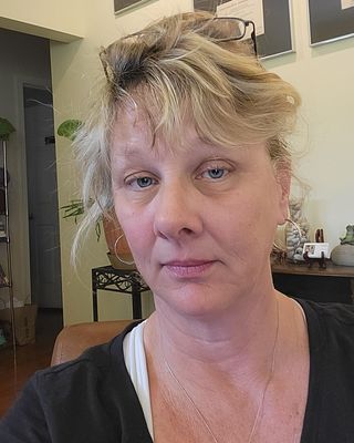 Photo of Kim Hoffman, Psychologist, PhD