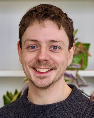 Photo of Tom Hands, Counsellor, MNCPS Acc.