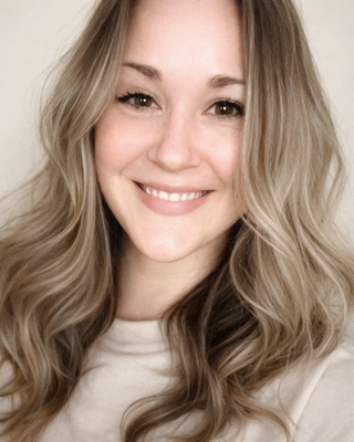 Photo of Amy McCarter, Clinical Social Work/Therapist, LMSW, CTP, CMIP