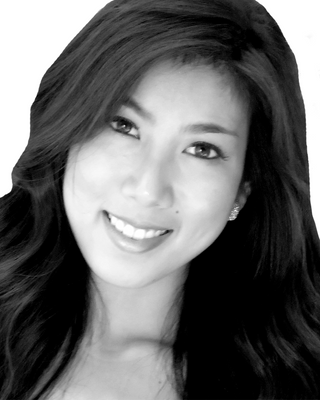 Photo of Holly Olalia, Psychiatric Nurse Practitioner, PMHNP