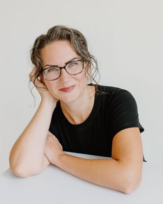Photo of Calla Powrie, Counselor, MS, LHMC, CMHS