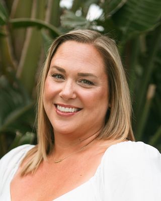 Photo of Elizabeth Flostrand, Counselor, LMHC, QS, NCC, RPT