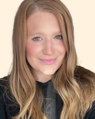 Photo of Mackenzie Moe, Psychiatric Nurse Practitioner, PMHNP