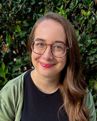 Photo of Julia Mosher, Marriage & Family Therapist Associate, AMFT