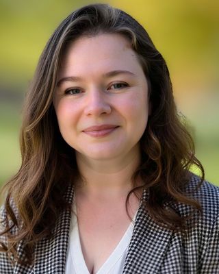 Photo of Victoria Norris, Licensed Clinical Professional Counselor, LCPC, EMDR, CCTP