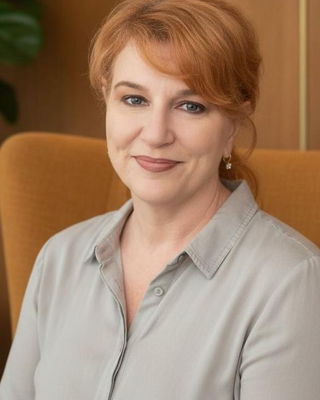 Photo of Tris Holaway, Marriage & Family Therapist, LMFT