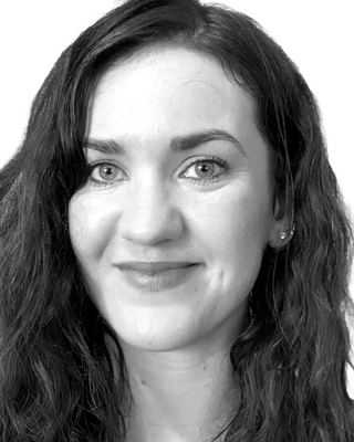 Photo of Erica Campos, Marriage & Family Therapist Associate