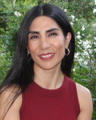 Photo of Alieh Roozikhah, Registered Psychotherapist (Qualifying)