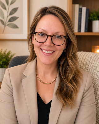 Photo of Lindsay Caldiero, Clinical Social Work/Therapist, LCSW, MS