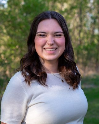 Photo of Savanna Schommer, Clinical Social Work/Therapist, MSW, APSW