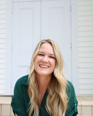 Photo of Olivia Greathouse, Marriage & Family Therapist Associate
