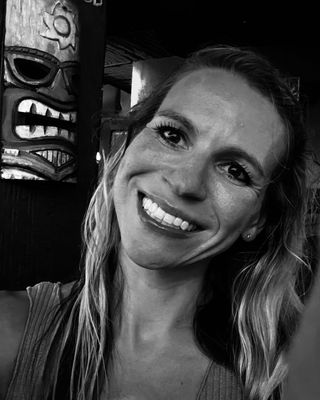 Photo of Taylor Anne Haun, Clinical Social Work/Therapist, LSCSW, C-DBT, LMSW
