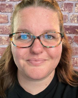 Photo of Kari Dunn, Counselor, LPC