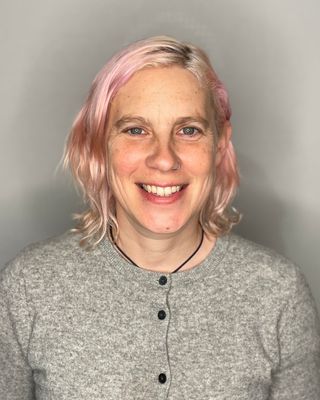 Photo of Rosie Burgess - Grow Together Counselling, Counsellor in McKinnon, VIC
