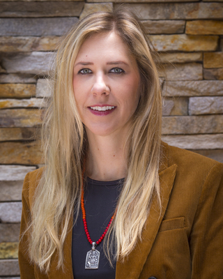 Photo of Sarah Asmussen, Psychologist in Mountain View, CA