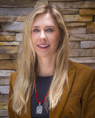 Photo of Sarah Asmussen, Psychologist in Hillsborough, CA