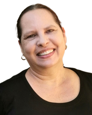 Photo of Karen Freud, Registered Psychotherapist in Ontario