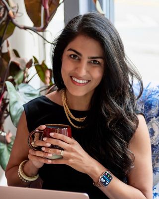 Photo of Nafessa Kassim, Clinical Social Work/Therapist, MSW, MPH, LSWAIC