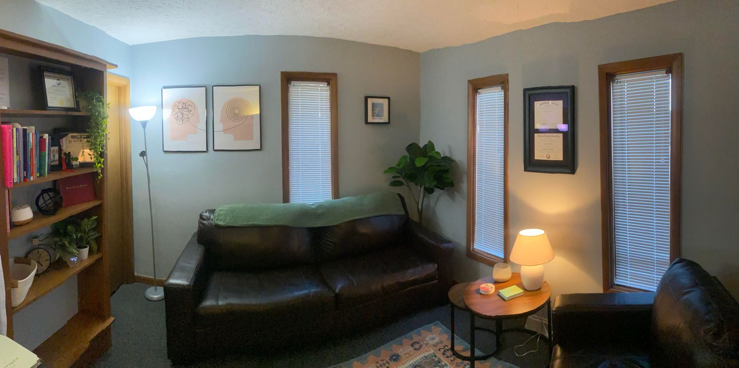 Sidney Dickhaus, Clinical Social Work/Therapist, Bowling Green, KY