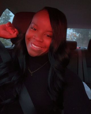 Photo of Jasmine Walker, LMSW