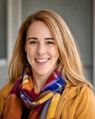 Photo of Clodagh Leszinski, Licensed Clinical Mental Health Counselor Associate, LCMHCA