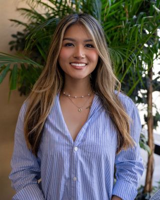 Photo of Sharenne Emmanuella Gozal, Marriage & Family Therapist Associate, AMFT