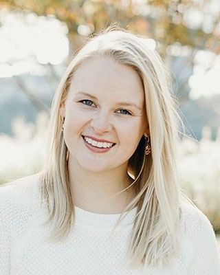 Photo of Natalie Battles, Clinical Social Work/Therapist, LCSW