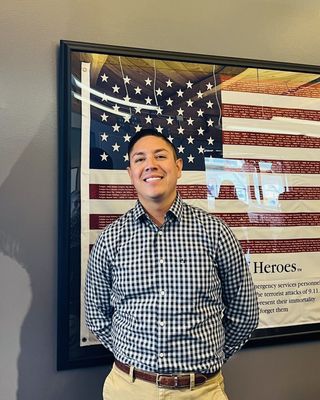 Photo of Chris Samayoa, Marriage & Family Therapist Associate, MA, AMFT